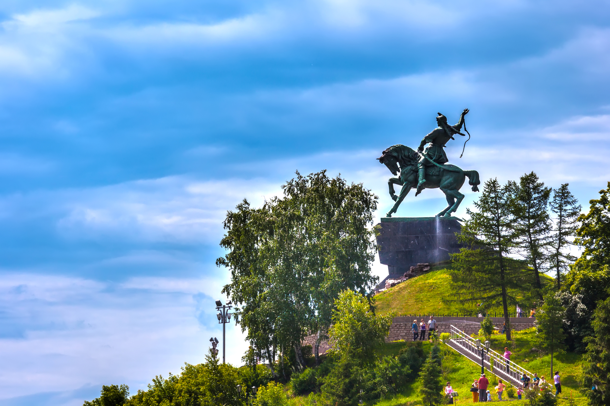 Памятник Юлаеву