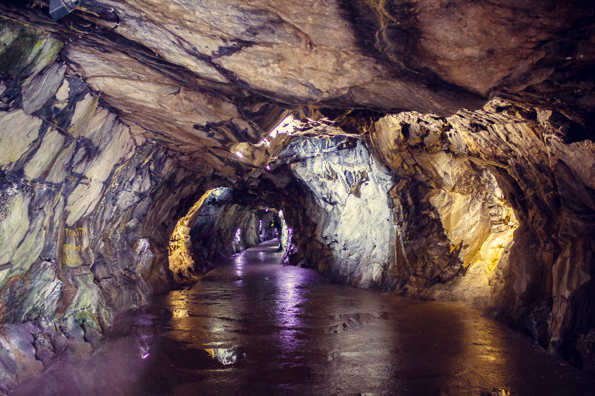 Пещеры Рускеала