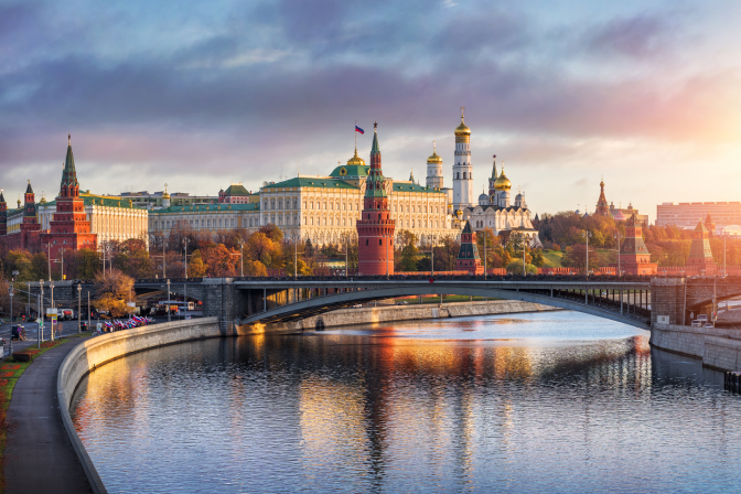 Кремль москва-река