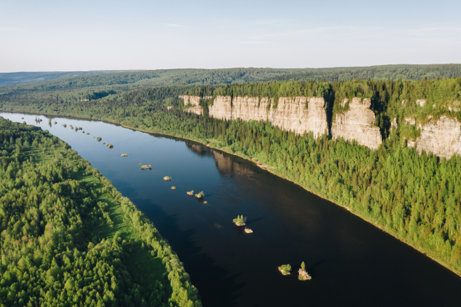 Река