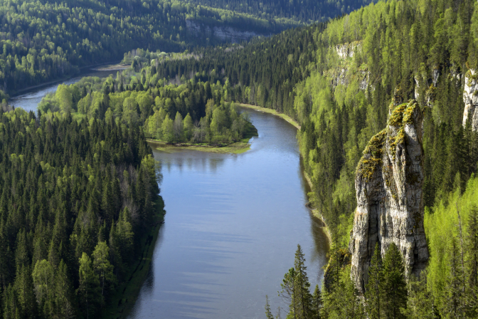 Река